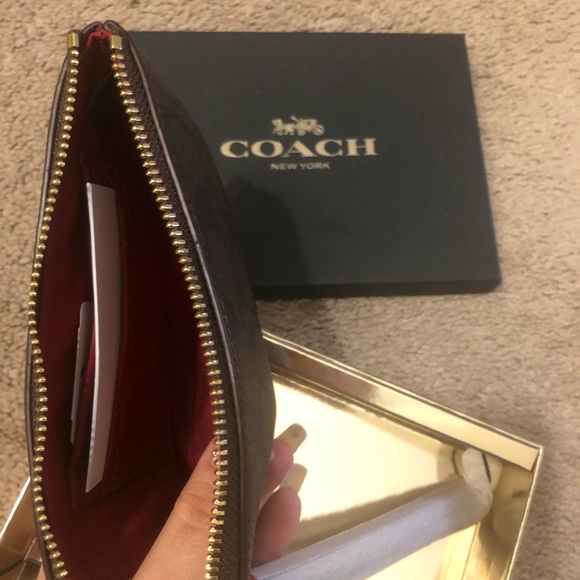 Coach Wallet - Picture 4 of 6